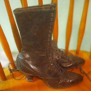 Authentic vintage leather lace up boots for tiny feet.